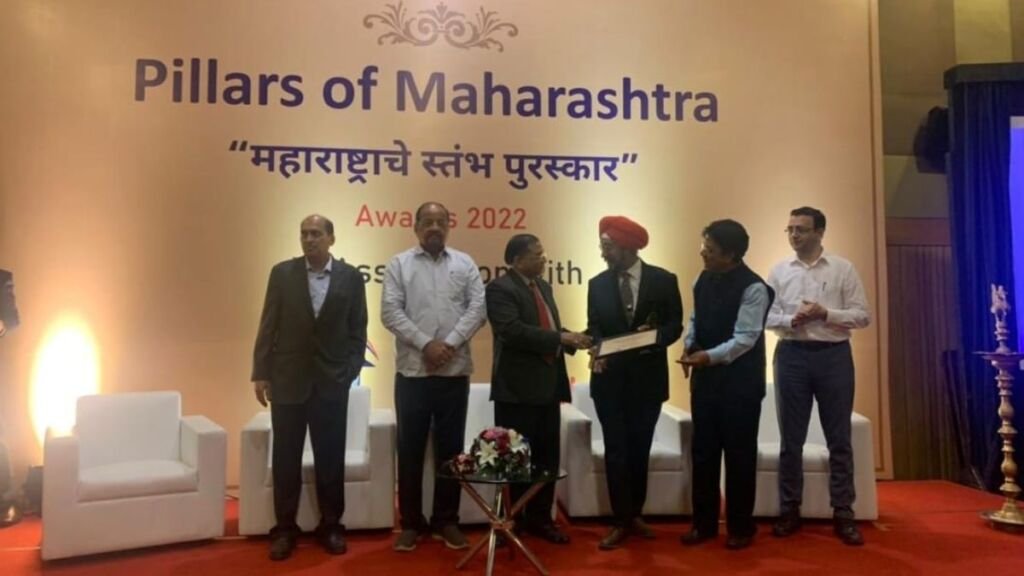 Amarjit Singh Narula wins the ‘Pillars of Maharashtra Awards’ 2022; thanks for the trust placed in him!